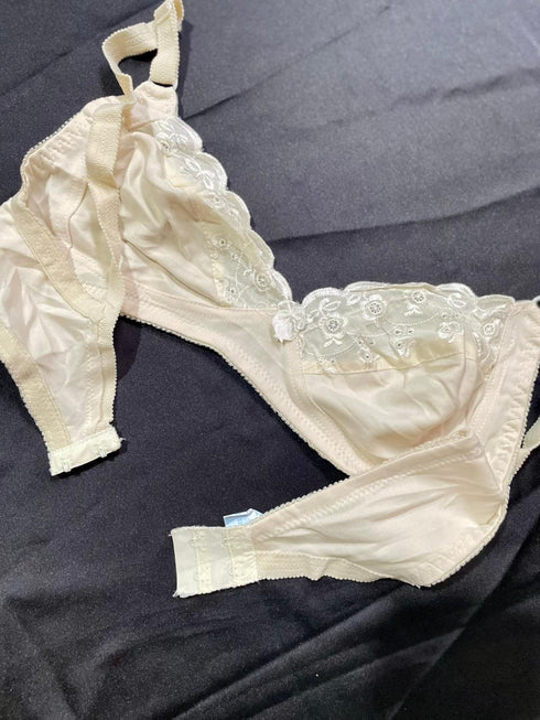 70% OFF | PACK OF 3 IMPORTED FLORAL BRA