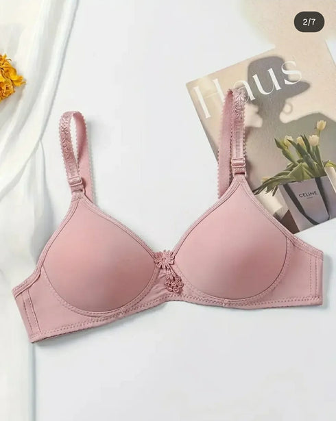 🌸 Pack of 3 Summer Friendly Light Padded Bras 🌸