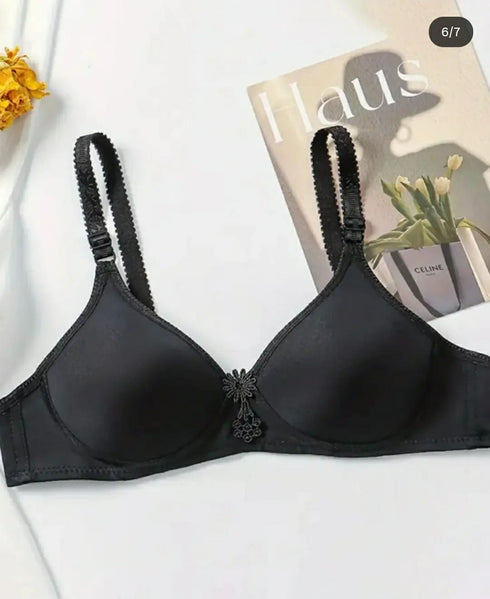 🌸 Pack of 3 Summer Friendly Light Padded Bras 🌸