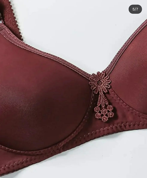 🌸 Pack of 3 Summer Friendly Light Padded Bras 🌸