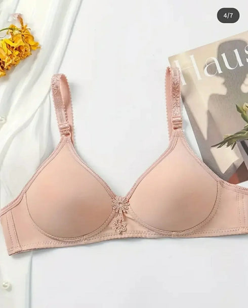 🌸 Pack of 3 Summer Friendly Light Padded Bras 🌸